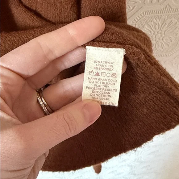 Mystree Women's Rollneck Sweater in Rich Brown Size Large - Picture 4 of 5